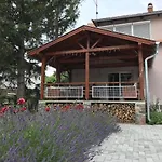 Kishableany Apartmanhaz *