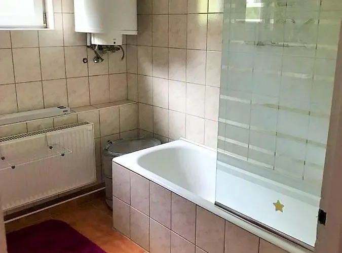 Kishableany Apartmanhaz باداتشونيتوماي